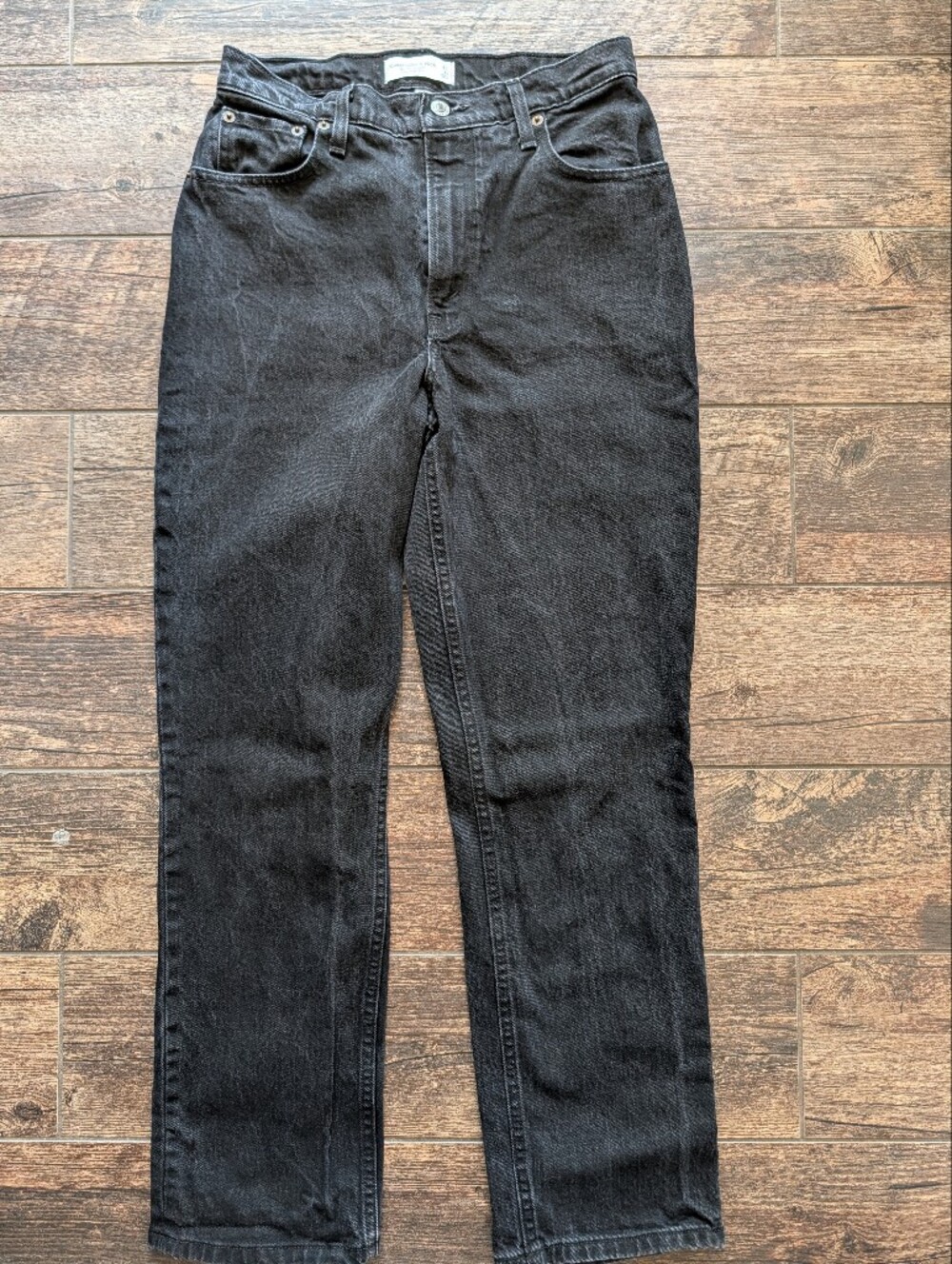 Abercrombie & Fitch "The 90's Straight" Ultra High Rise Curve Love 27/4short